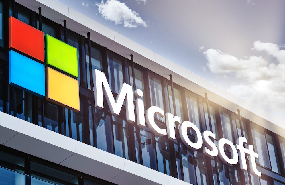 Massive adversary-in-the-middle phishing campaign bypasses MFA and mimics Microsoft Office