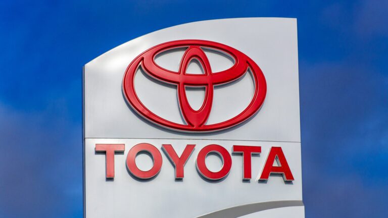 toyota:-car-location-data-of-2-million-customers-exposed-for-ten-years-–-source:-wwwbleepingcomputer.com
