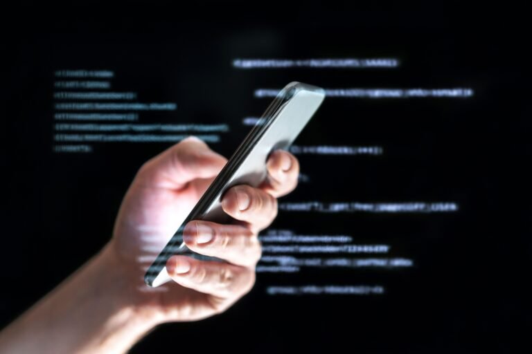 ‘postalfurious’-sms-attacks-target-uae-citizens-for-data-theft-–-source:-wwwdarkreading.com