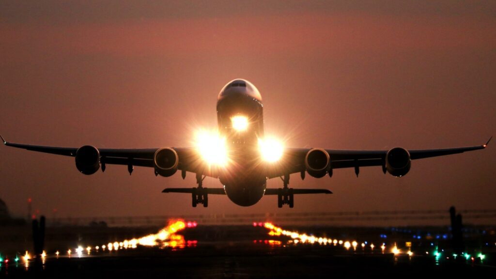 american-airlines,-southwest-airlines-disclose-data-breaches-affecting-pilots-–-source:-wwwbleepingcomputer.com