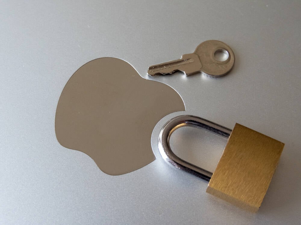Now Apple takes a bite out of encryption-bypassing ‘spy clause’ in UK internet law – Source: go.theregister.com