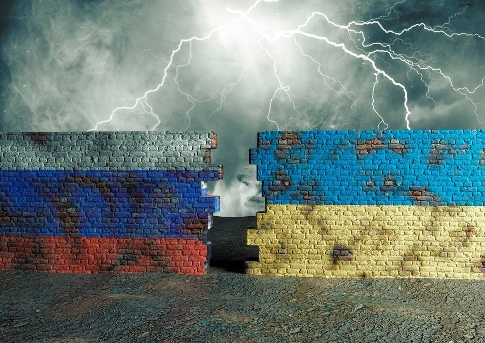 Ukraine busts bot farm spreading Russian infowar propaganda and fraud – Source: go.theregister.com