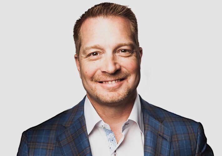 crowdstrike-ceo:-point-product-vendors-are-being-left-behind-–-source:-wwwgovinfosecurity.com