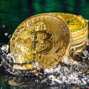 crypto-money-laundering-records-30%-annual-decline-–-source:-wwwinfosecurity-magazine.com