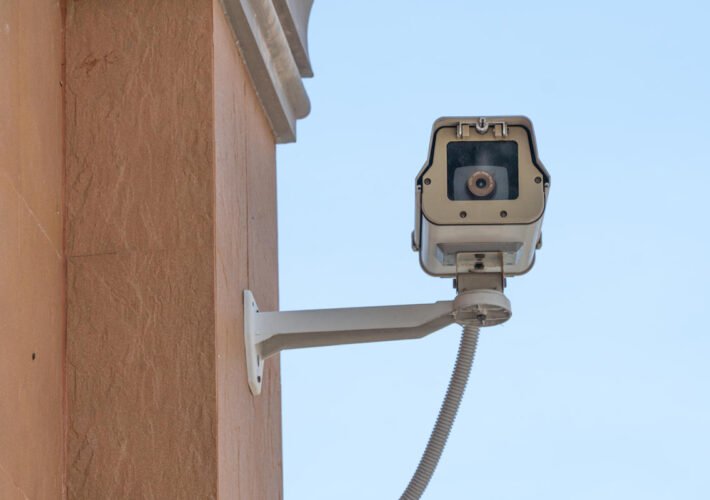 wyze-cameras-allow-accidental-user-spying-–-source:-wwwdarkreading.com