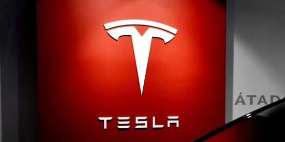 MiTM phishing attack can let attackers unlock and steal a Tesla – Source: www.bleepingcomputer.com