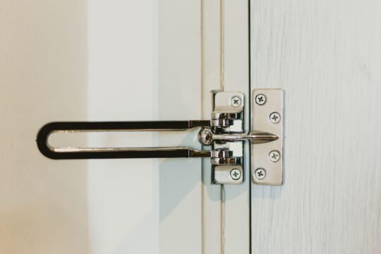 Millions of Hotel Rooms Worldwide Vulnerable to Door Lock Exploit – Source: www.darkreading.com