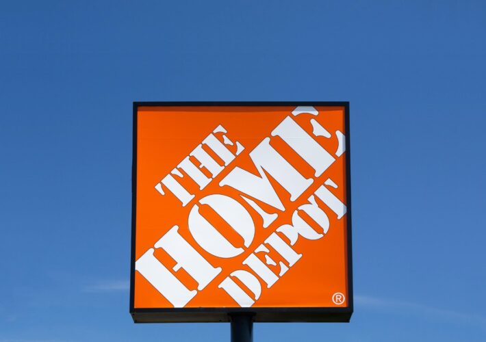 home-depot-confirms-third-party-data-breach-exposed-employee-info-–-source:-wwwbleepingcomputer.com