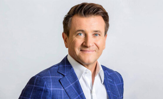 Robert Herjavec Passes Cyderes CEO Role to Chris Schueler – Source: www.databreachtoday.com