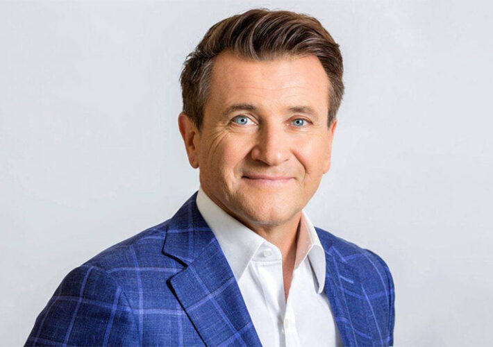 robert-herjavec-passes-cyderes-ceo-role-to-chris-schueler-–-source:-wwwdatabreachtoday.com