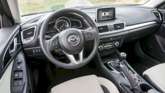6-infotainment-bugs-allow-mazdas-to-be-hacked-with-usbs-–-source:-wwwdarkreading.com