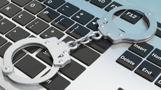 authorities-seize-phobos-and-8base-ransomware-servers,-arrest-4-suspects-–-source:-wwwcsoonline.com