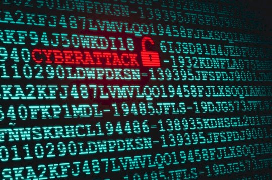 zero-day-in-centrestack-file-sharing-platform-under-attack-–-source:-wwwdarkreading.com