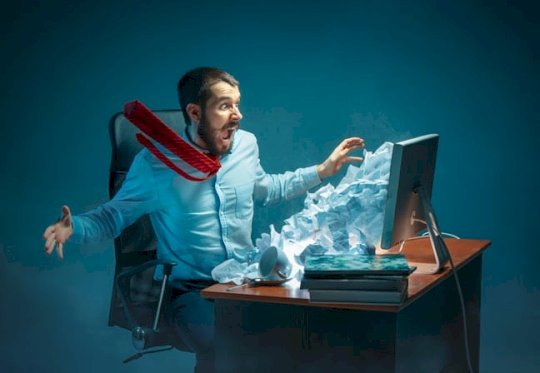 generative-ai-makes-fraud-fluent-–-from-phishing-lures-to-fake-lovers-–-source:-gotheregister.com