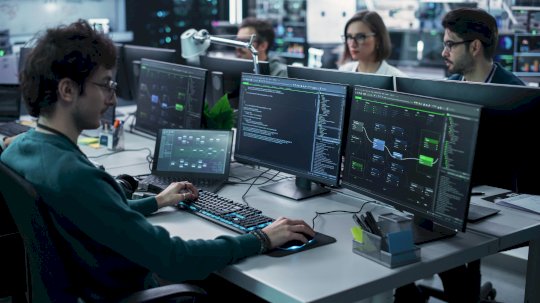 most-llms-don’t-pass-the-security-sniff-test-–-source:-wwwcsoonline.com