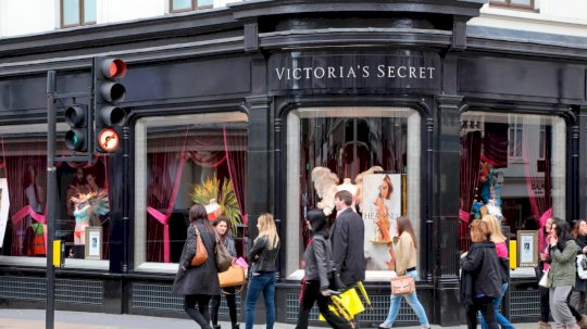 victoria’s-secret-delays-earnings-call-due-to-cyber-incident-–-source:-wwwdarkreading.com