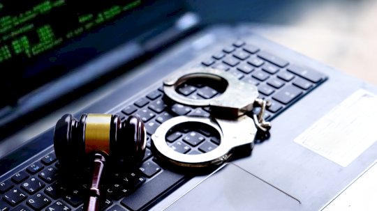 cybercrime:-fast-800-illegale-betrugs-websites-beschlagnahmt-–-source:-wwwcsoonline.com