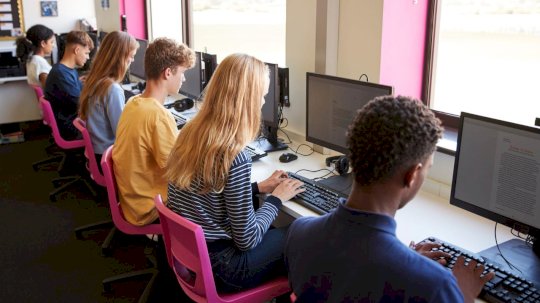 why-cybersecurity-should-come-before-ai-in-schools-–-source:-wwwdarkreading.com