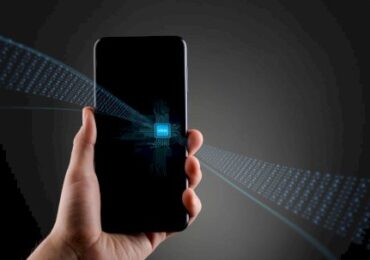 eSIM Bug in Millions of Phones Enables Spying, Takeover – Source: www.darkreading.com