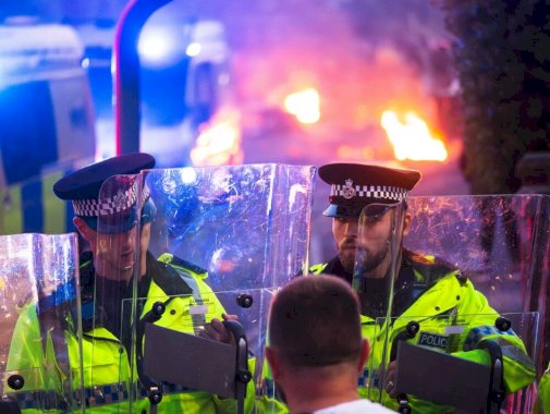 amnesty-slams-elon-musk’s-x-for-‘central-role’-in-fueling-2024-uk-riots-–-source:-gotheregister.com